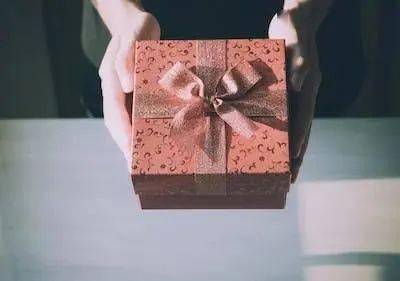 国外购物篇|“随便看看”用英语怎么说？