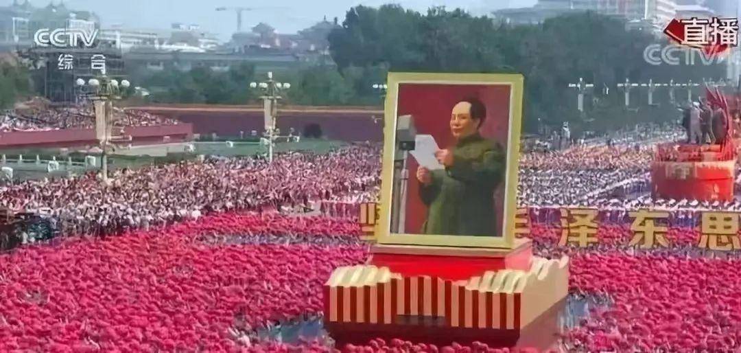 离毛主席最近的瞬间