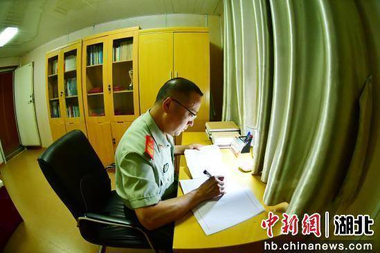 老兵杨胜奎：守坝21载 护卫“大国重器”安全