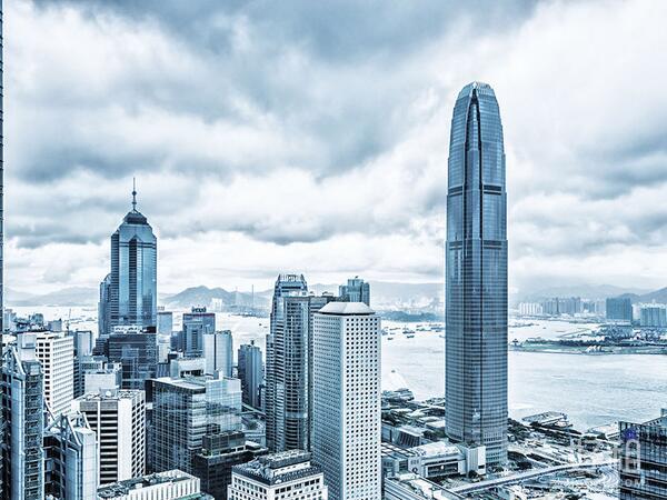 中投证券香港(中投证券香港子公司作价不到5亿被转让)